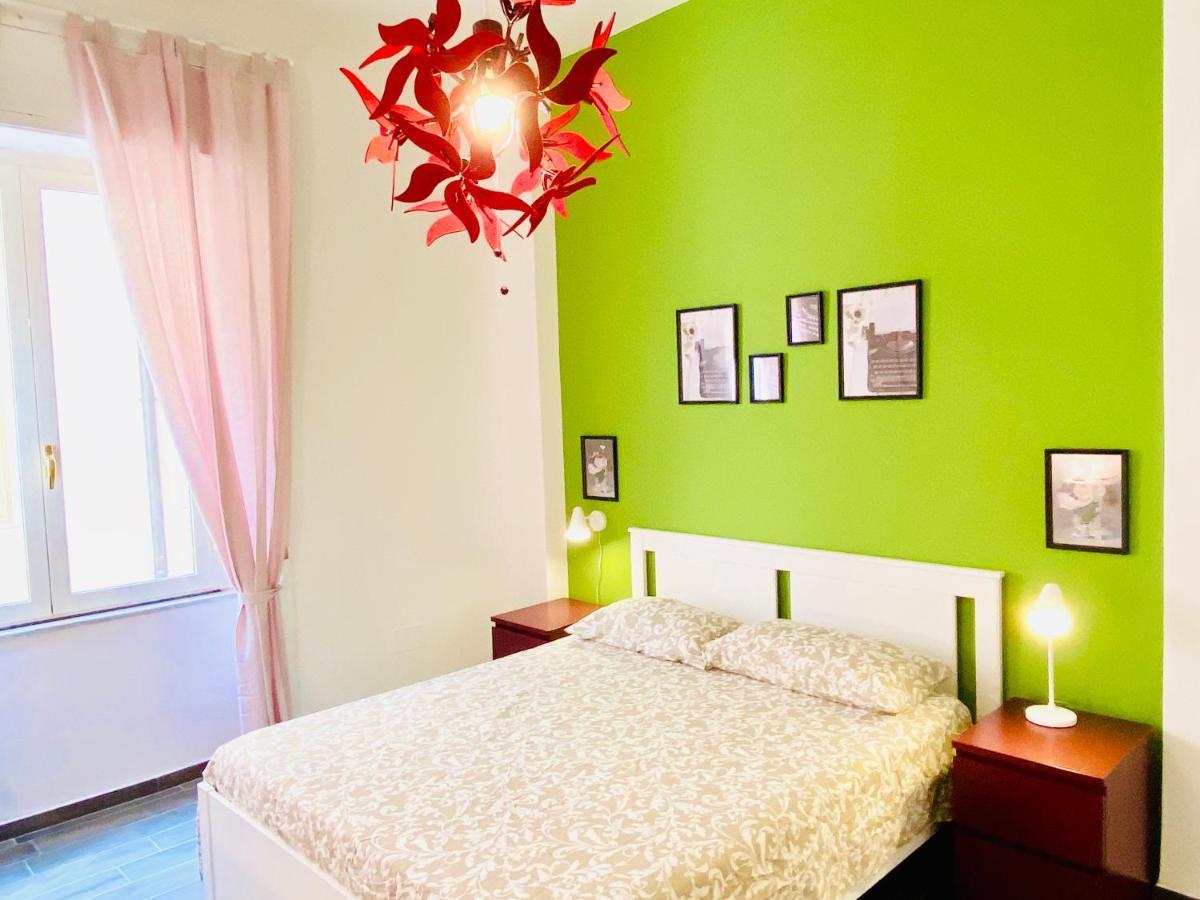 Casa Di Ale & Frank Apartment Salerno Bagian luar foto