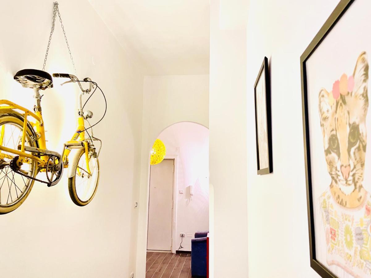 Casa Di Ale & Frank Apartment Salerno Bagian luar foto
